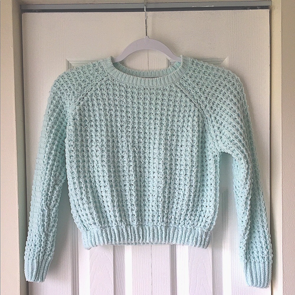 Sky blue Pastel Blue 3/4 Sleeve Cropped Top